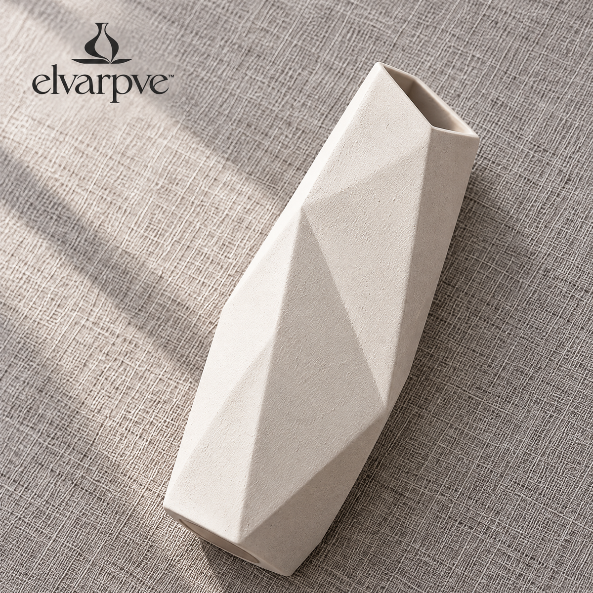 elvarpve™ Foldline Ceramic Vase — Angular Origami-Inspired Dried Stem Accent for Modern Tabletop Décor